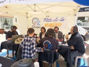 Anne-Florence Bourat, Maire de Châtellerault, et David Simon, Premier adjoint au micro